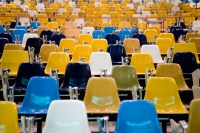 salle vide en cours formel